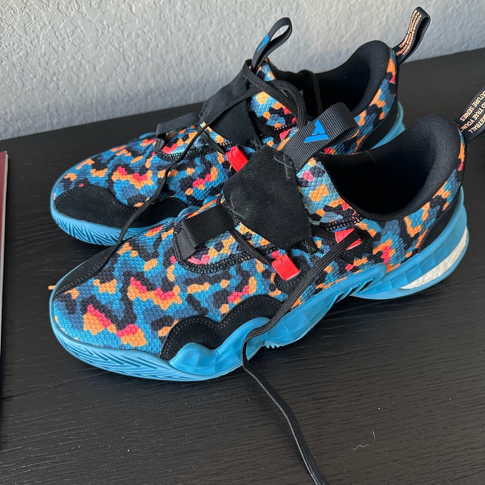adidas men’s  Trae Young 1 “pixel” size 11